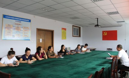 “传递爱的阳光”——献爱心帮扶残障儿童主题活动